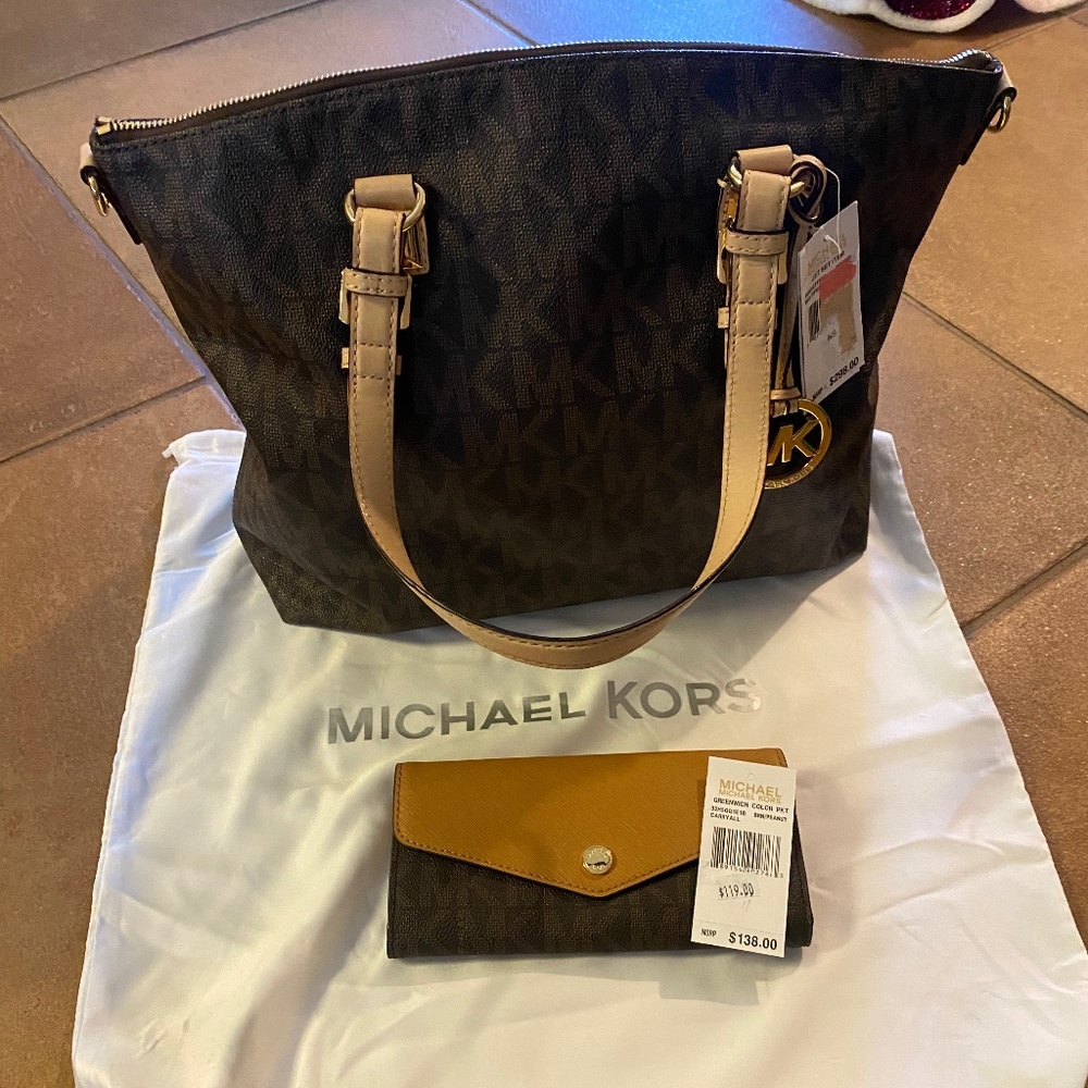 Michael Kors Jet set signature logo tote and matching wallet